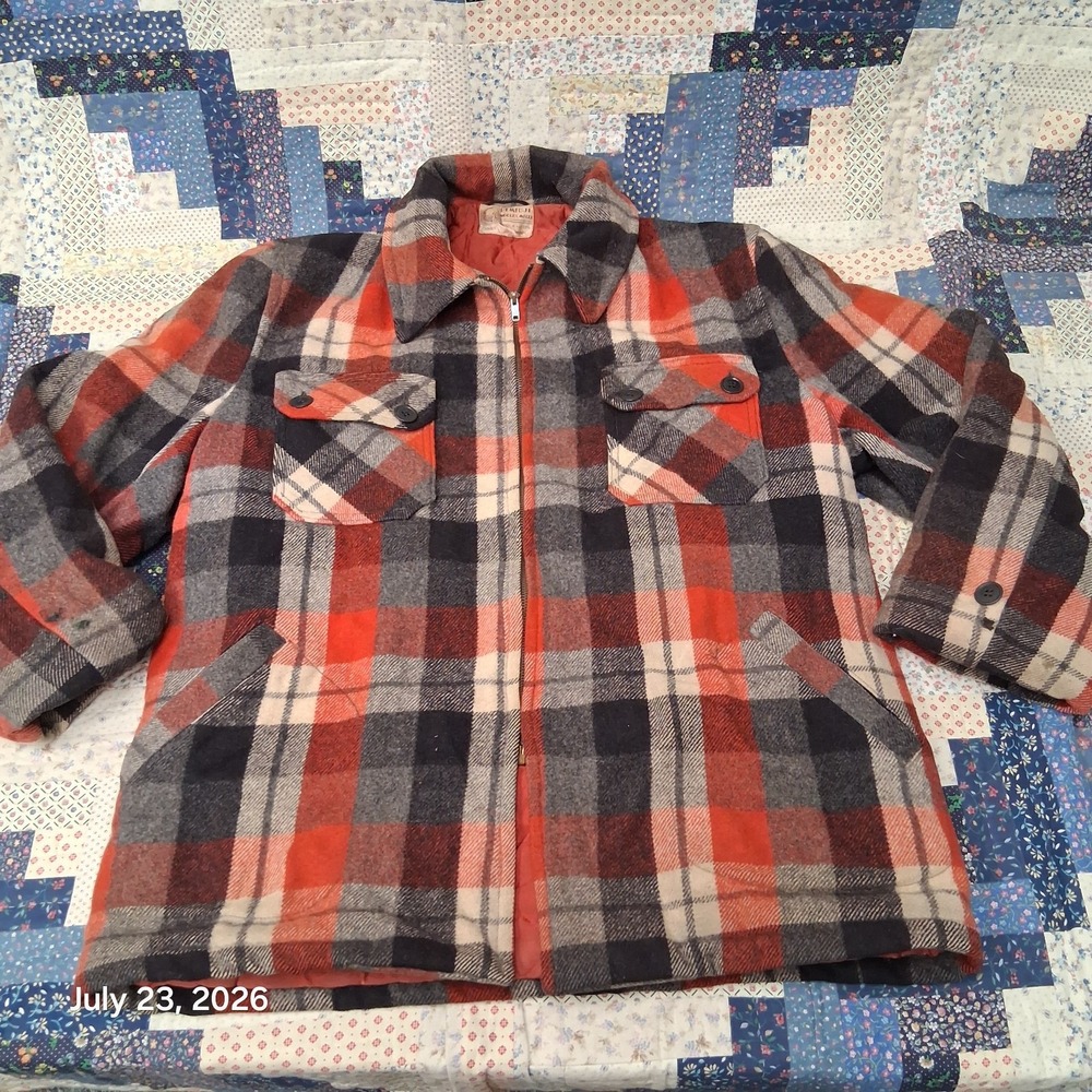True Vintage Bemidji Woolen Mills Wool Jacket Mens XL Red Plaid Full Zip USA